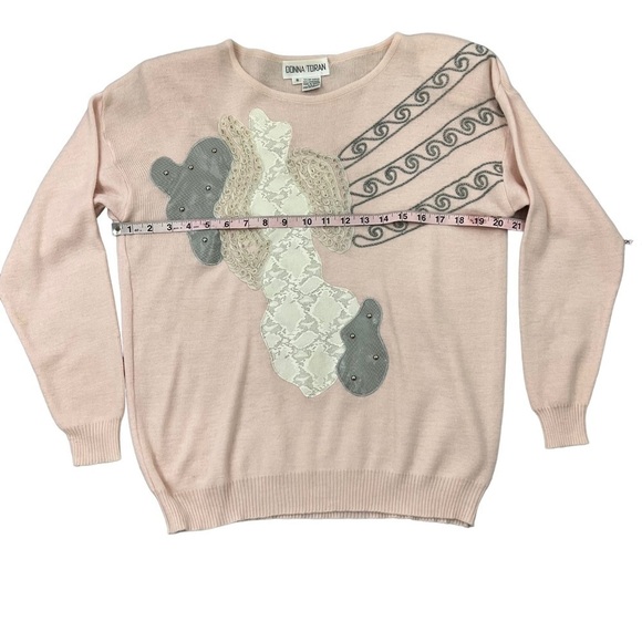 Donna Toran Vintage Lambs Wool Blend 3D Pink Patchwork Granny Sweater SZ Small - Picture 4 of 14